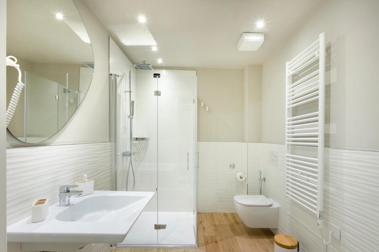 Eleonore Elegant Room Suite Gallura Cagliari Buitenkant foto